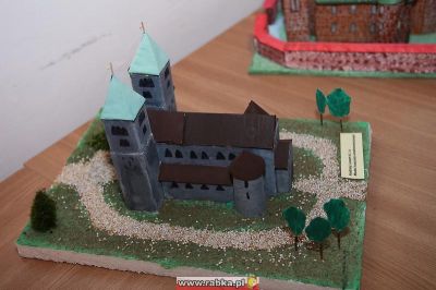 Kliknij aby obejrzeć w pełnym rozmiarze