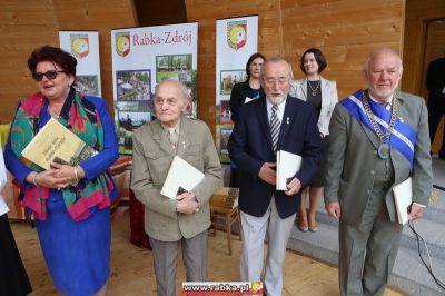 Kliknij aby obejrzeć w pełnym rozmiarze