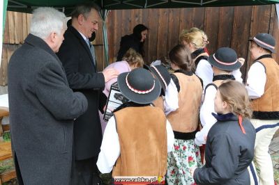 Kliknij aby obejrzeć w pełnym rozmiarze